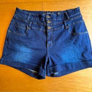 Chic Denim 16 stretch high rise roll cuff Chambre denim summer shorts